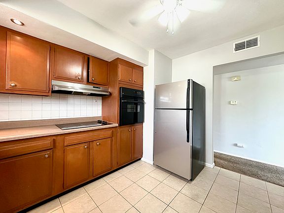 5th image of 4261 Fatima Dr #3