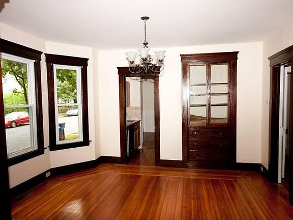 2nd image of 548 Central Ave Fl 1ST