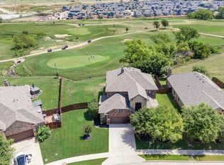 15828 Carlton Oaks Dr, Fort Worth, TX 76177