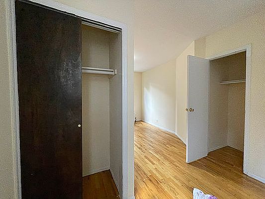 4th image of 367 W 35th St APT 19