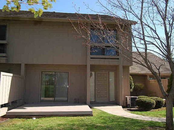 4th image of 2337 Bay Woods Ct