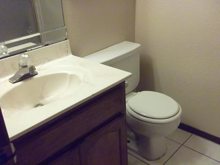 1917 Ralph Janes Pl — Photo 10