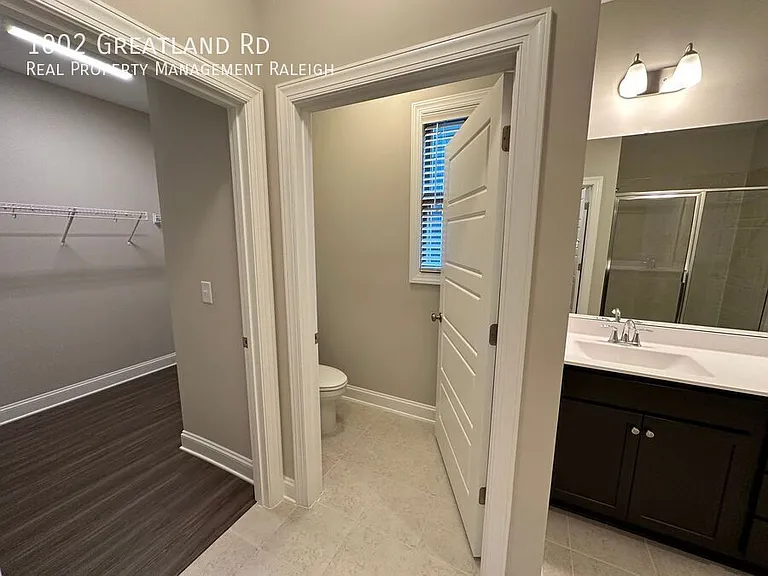 1002 Greatland Rd — Photo 8