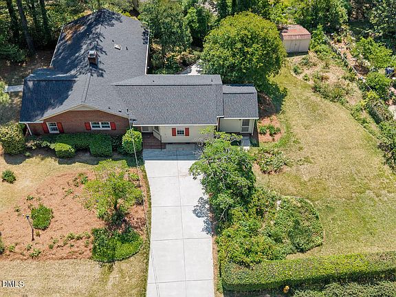 2nd image of 3007 Charwood Pl