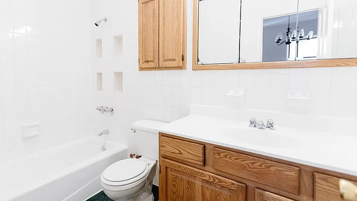 Rented by Nooklyn NYC LLC | media 35