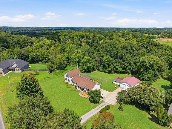 3rd image of 7464 Hoods Branch Rd