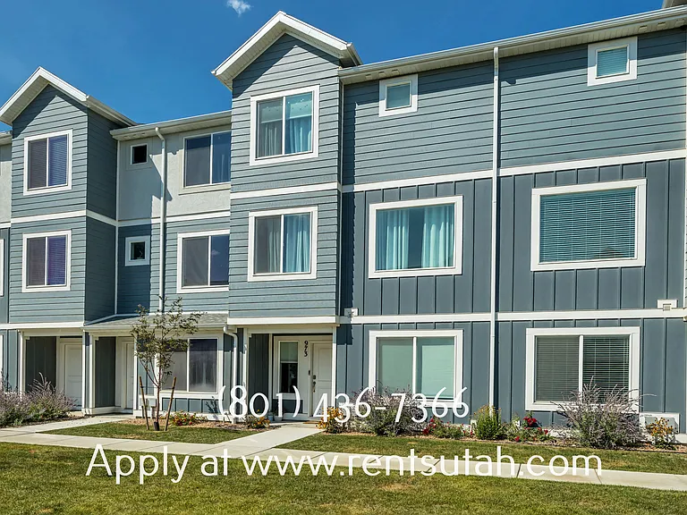 973 Citadel Ln — Photo 3