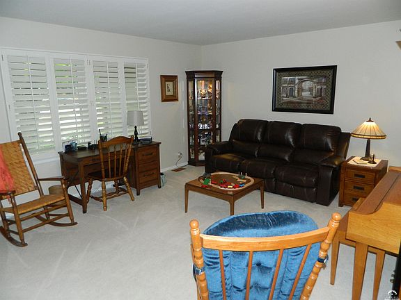 4th image of 3202 SW 33rd Ct