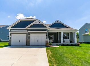 3042 Waverly Woods Ln, Howell, MI 48843