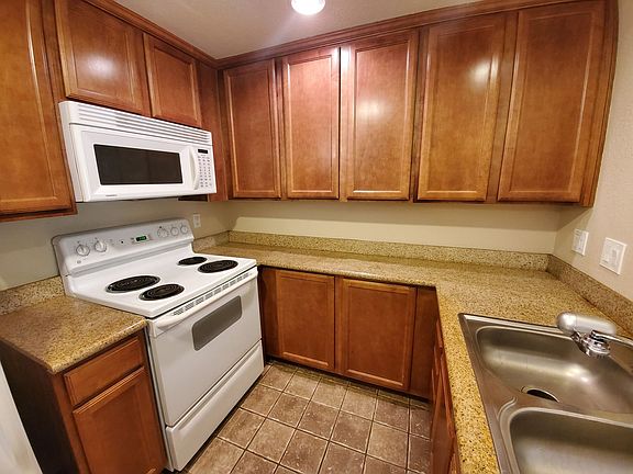 5th image of 432 Edgehill Ln Unit 78