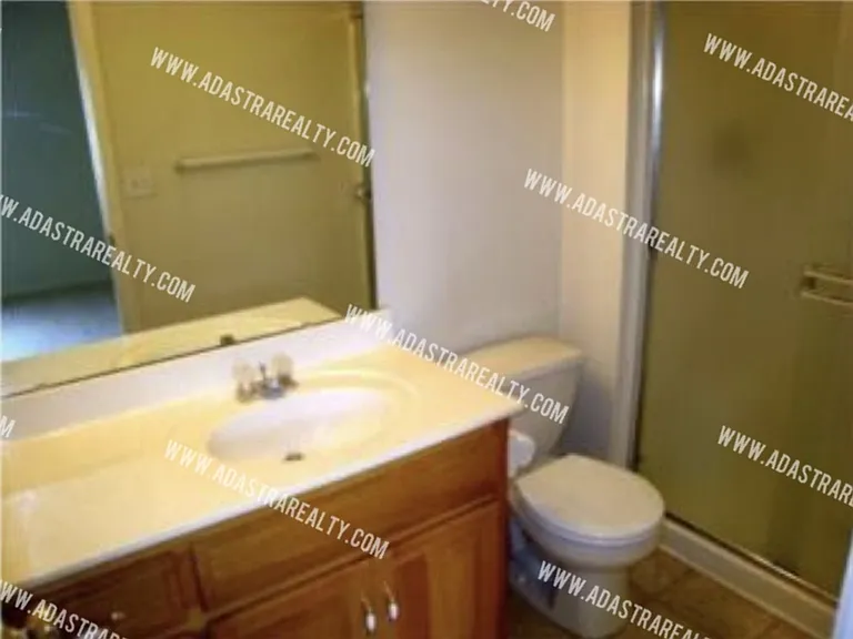 306 N 9th St #D — Photo 13