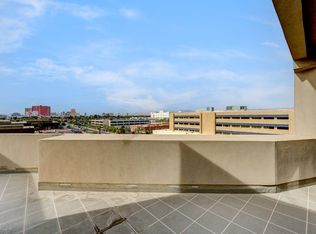 Trendy 1 Bedroom 2 Bath Loft, Las Vegas, NV 89106