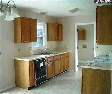5th image of 304 Quail Roost Dr