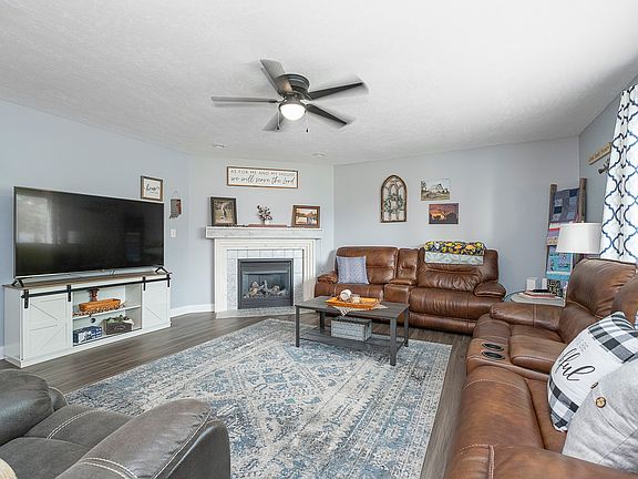 4th image of 2717 Patriot Dr