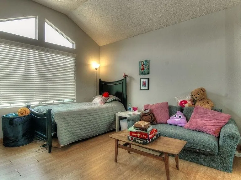 1644 Hill Top Ln — Photo 6