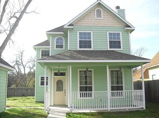 1114 S Hood St, Alvin, TX 77511