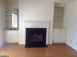 1367 Le Parc Ter, Charlottesville, VA 22901