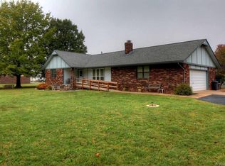 5693 E 480th Rd, Claremore, OK 74019