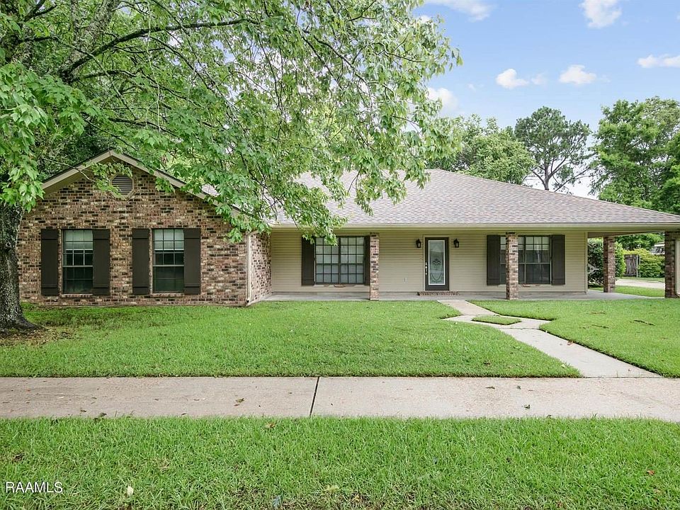 1st image of 104 Jerico Cir