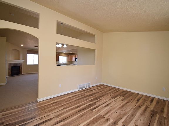 3rd image of 4024 S Mountain Moon Dr