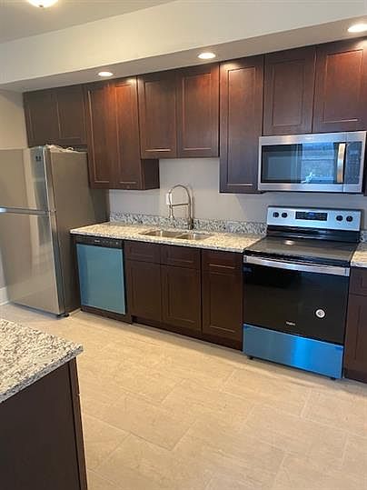 1st image of 316-320 S Pennsylvania Ave #318-2