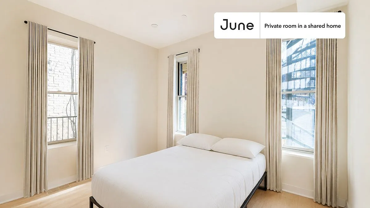 Full bedroom in 3 bed/2.5 bath home in Columbia Heights #1718 A — Photo 1