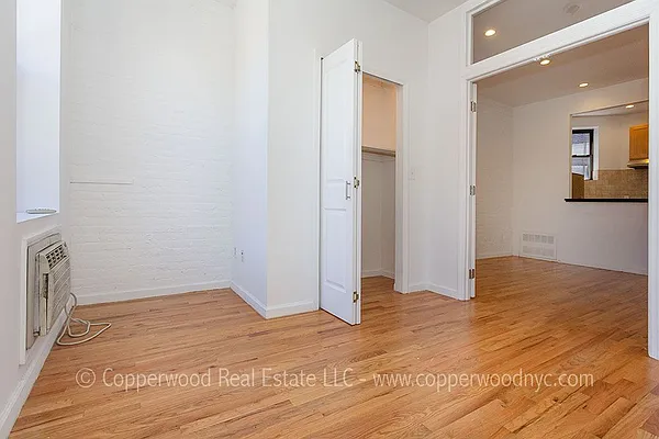 Rented by Copperwood Real Estate | media 16