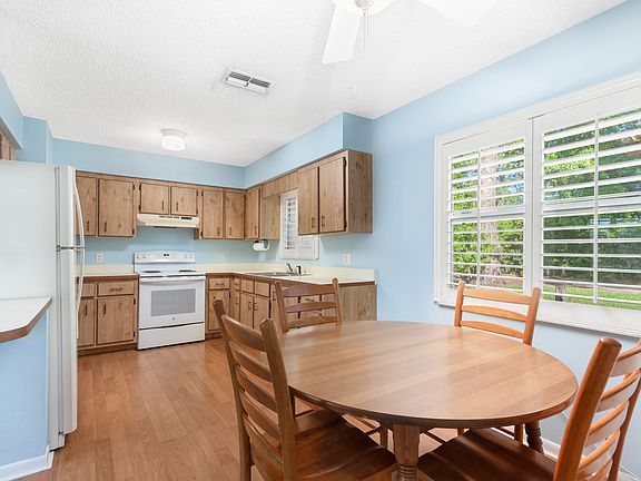 5th image of 13922 SE 124th St