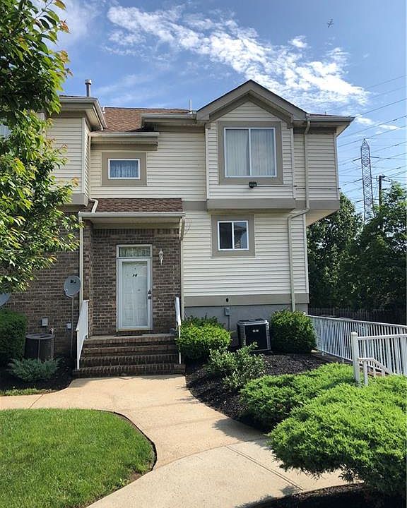 1st image of 28 Marina View Dr #28