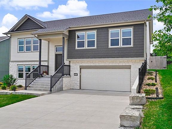 2nd image of 3907 Sweetclover St