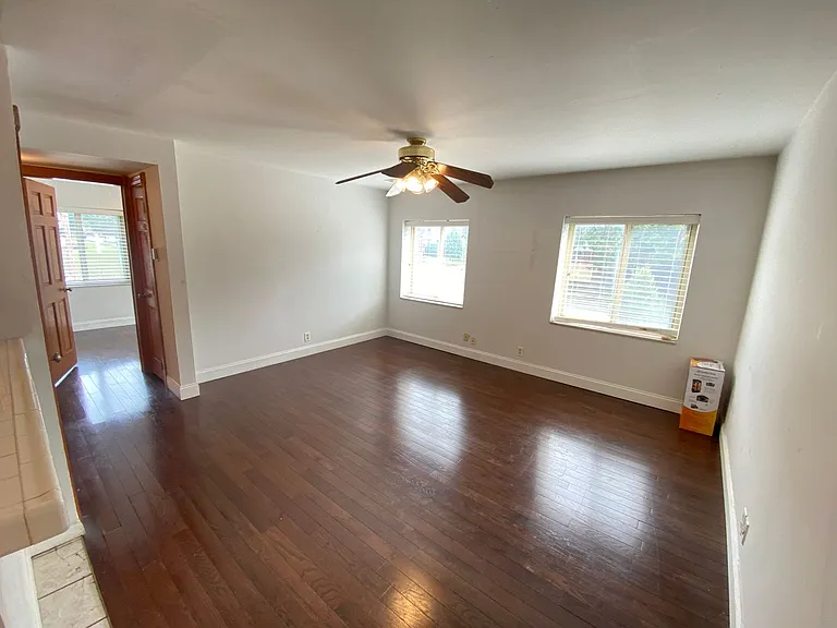 E 15th Ave 325 TPP — Photo 15