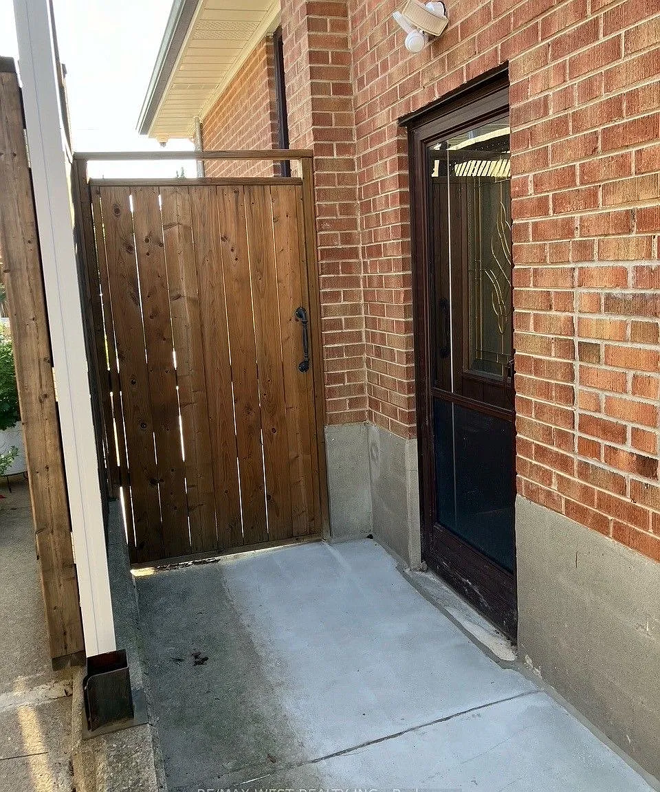 1 bed, $1,850 — Photo 2