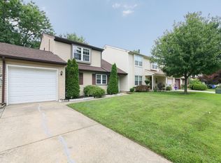 305 Westerly Dr, Marlton, NJ 08053