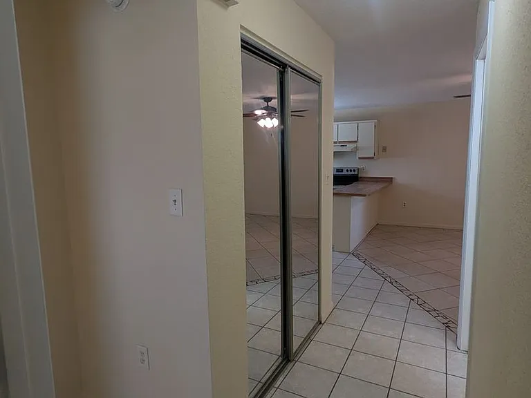824 N Saint Clair Abrams Ave — Photo 16