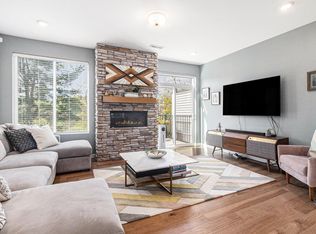 2759 Bristol Ridge Dr, Ann Arbor, MI 48105