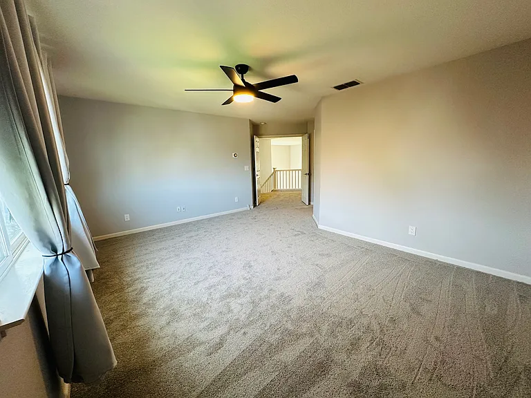 1728 Blackbird St — Photo 15