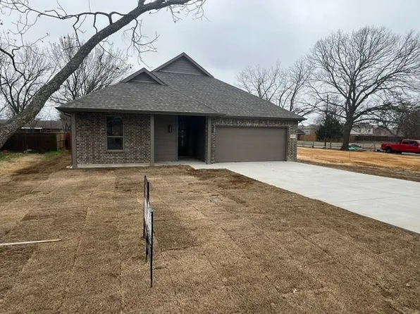 481 W Jefferson St, Van Alstyne, TX 75495