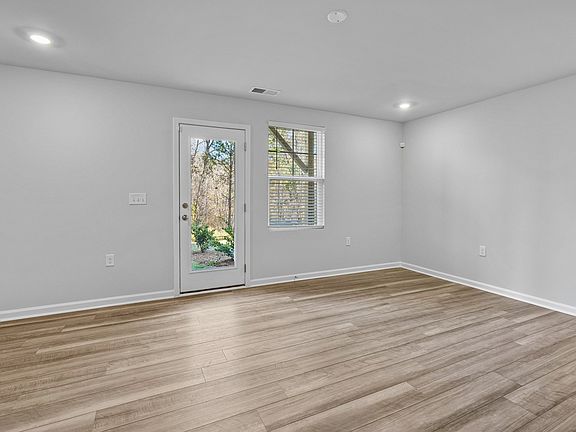 5th image of 3031 Castle Loch Ln #1