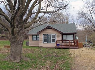 160 Bayview Rd, Williams Bay, WI 53191