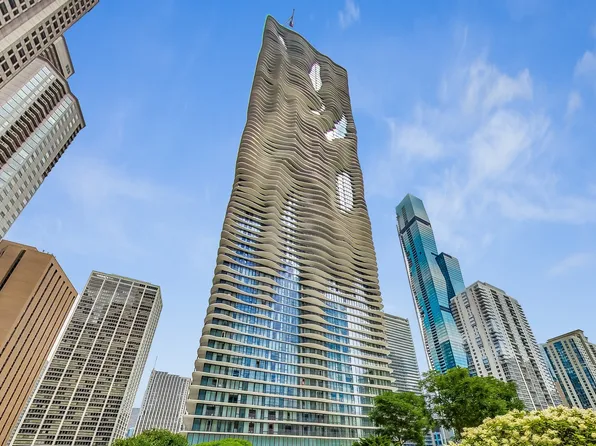 225 N Columbus Dr Unit 7505, Chicago, IL 60601