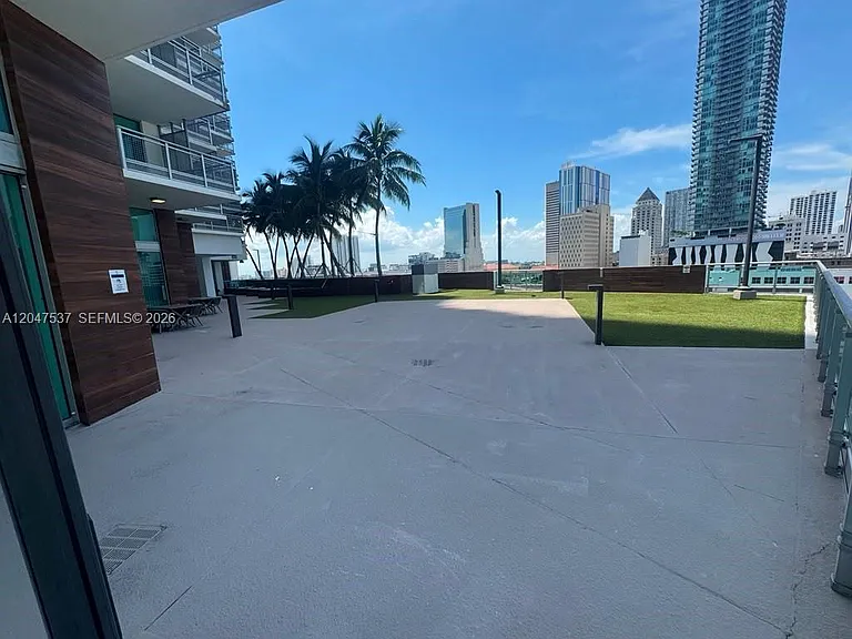 350 S Miami Ave #3304 — Photo 11