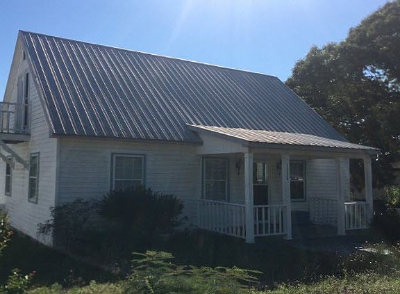 2nd image of 1325 Oriole Ln SW