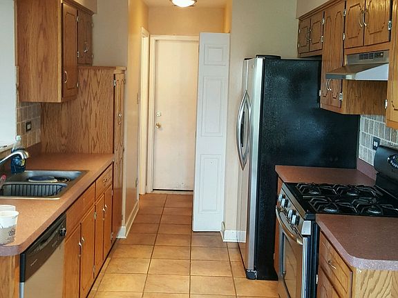 5th image of 12513 S Quinn Dr Unit 201