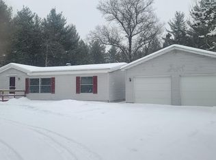 6121 Fletcher Rd SE, Fife Lake, MI 49633