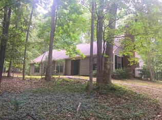 1565 Old Oaks Dr, Charlottesville, VA