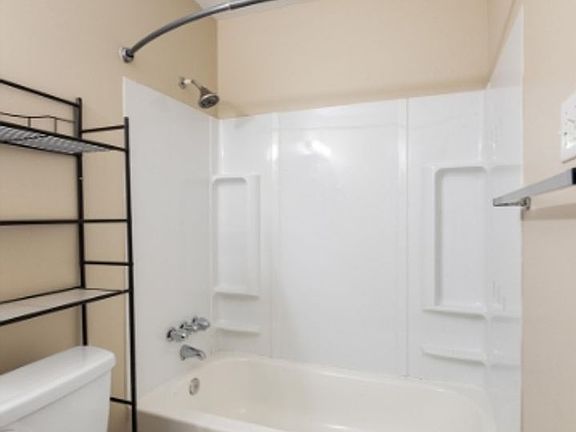 4th image of 4115 Glen Hill Manor Dr #11
