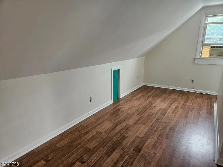 417 Sheffield Rd — Photo 5