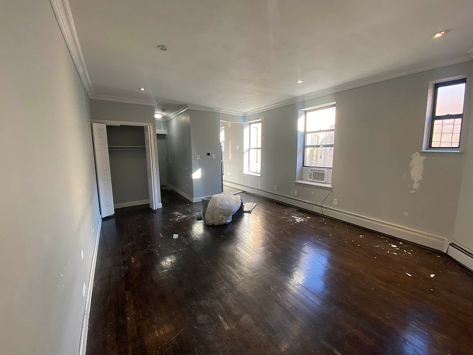 2nd image of 248 W 149th St #G