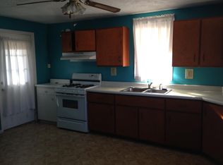 814 Darr Ave, Farrell, PA 16121