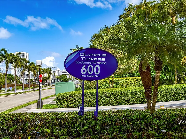 600 Three Islands Blvd #604 — Photo 72
